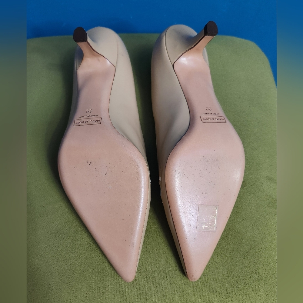 ✨️Final Price✨️Sz 8.5 Vntg Marc Jacobs Nude Leather Kitten Pump (Made In ITALY) - Picture 5 of 10